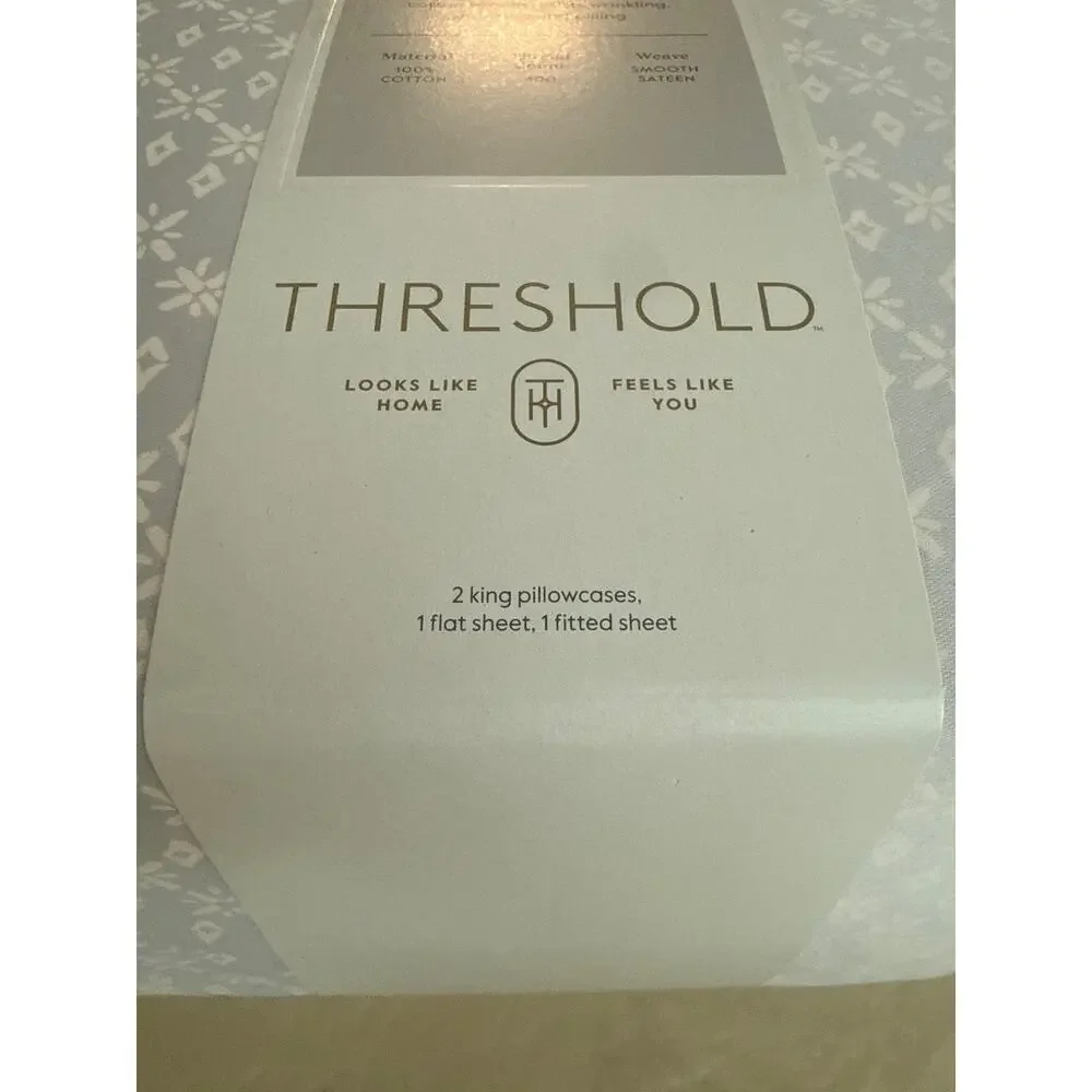 NEW King 400 Thread Count Christmas Holiday Threshold Performance Sheet Set